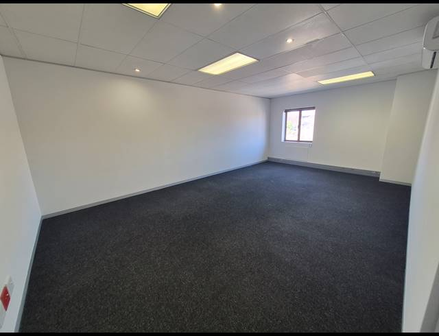 244M² OFFICE TO LET IN RIVONIA